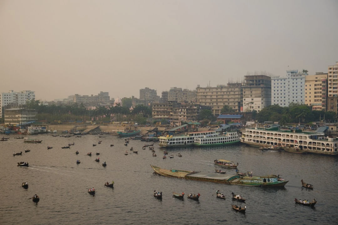 Hình ảnh thực tế cầu vượt Mohakhali Dhaka với giao thông tắc nặng