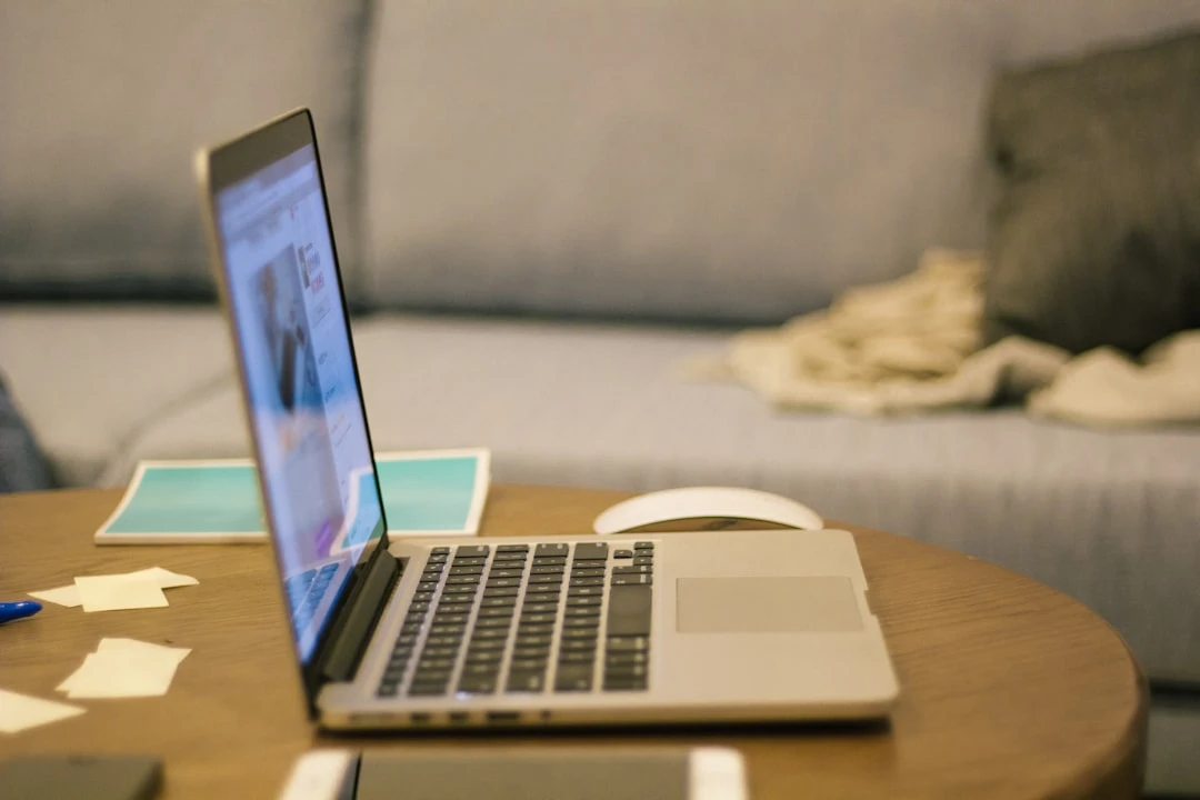 Tương tác với người xem giúp tăng traffic YouTube